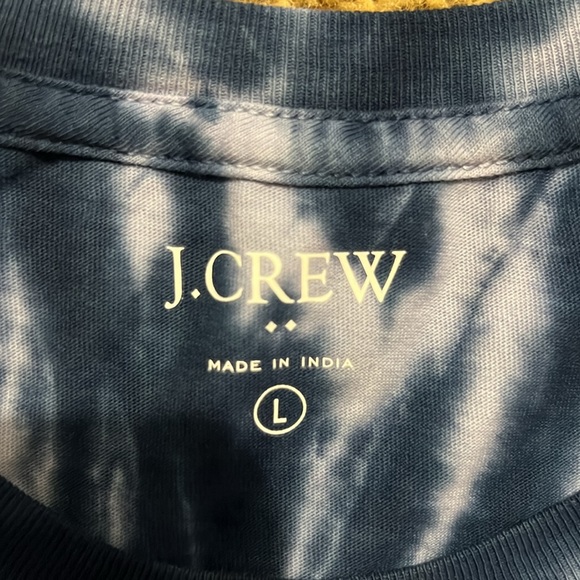J Crew Tie Dye Tee in blue. Size Large - Picture 2 of 3